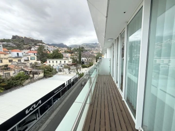 Apartamento T3 para Venda em Funchal (Se)