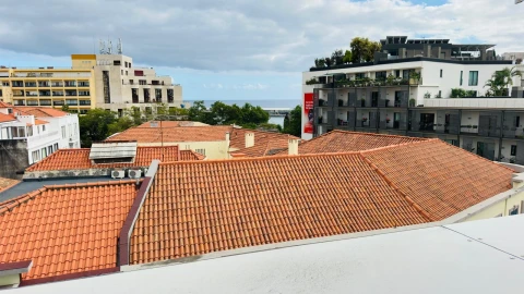 Apartamento T4 para Venda em Funchal (Se)