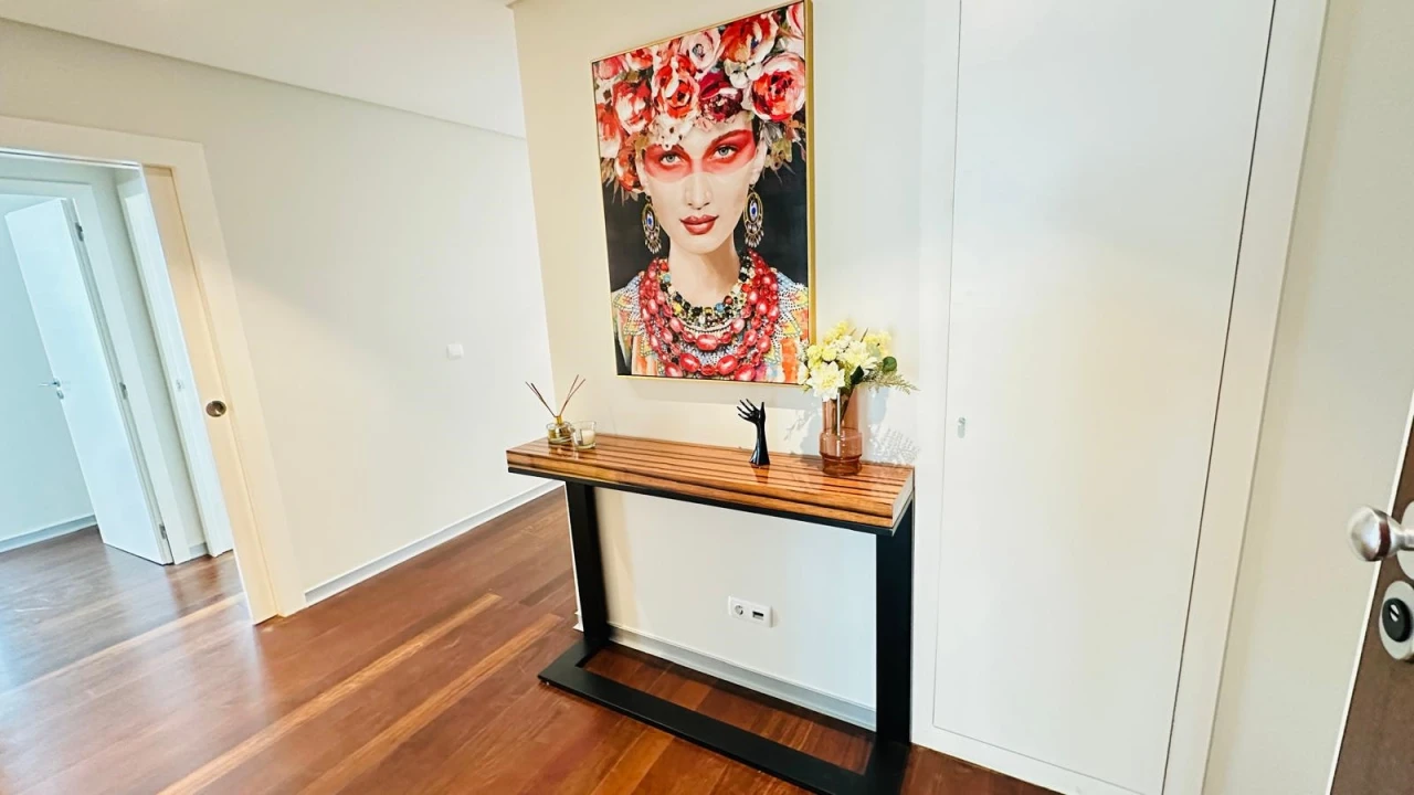 Apartamento T4 para Venda em Funchal (Se) Foto 2