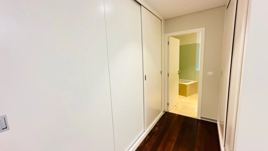 Apartamento T4 para Venda em Funchal (Se) Foto 14