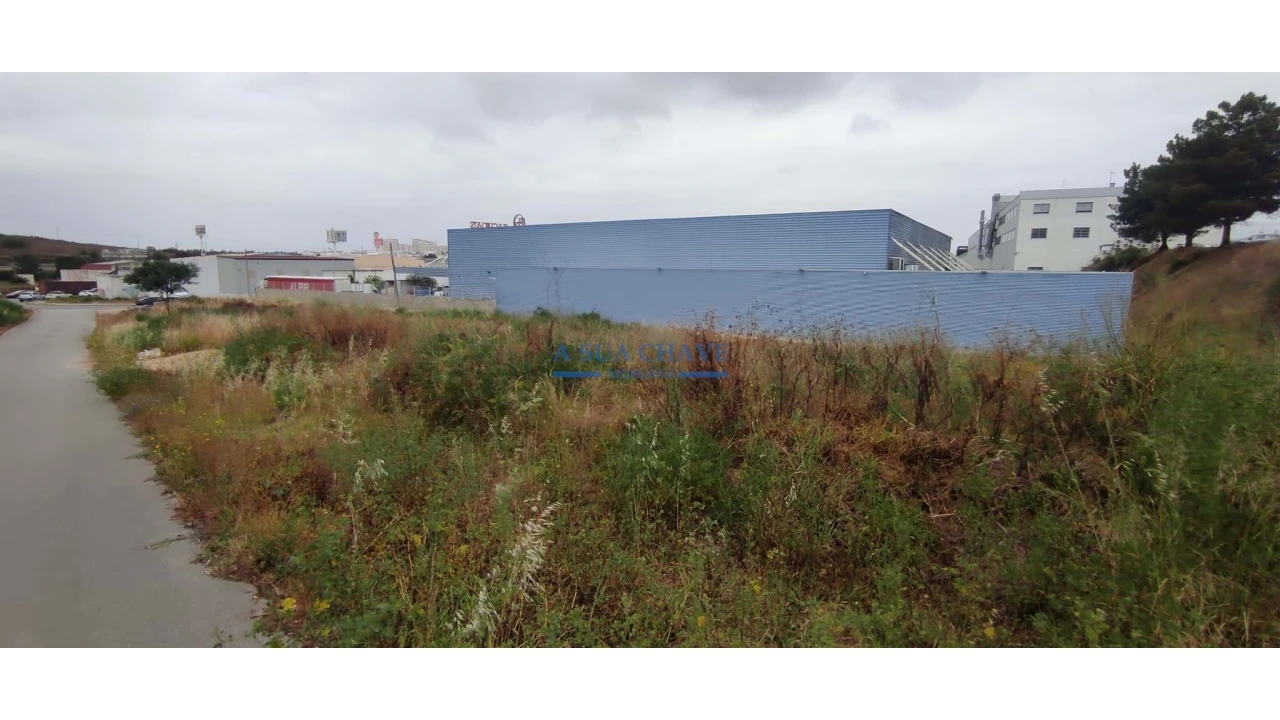 Terreno para Venda em Corroios Foto 38