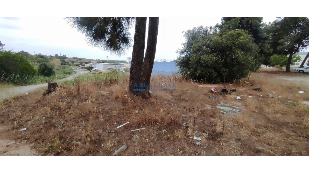 Terreno para Venda em Corroios Foto 7