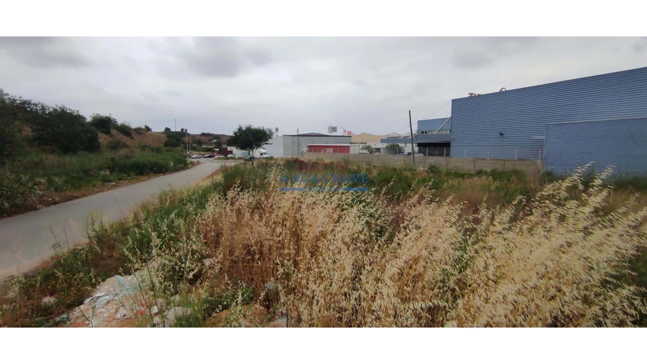 Terreno para Venda em Corroios Foto 29