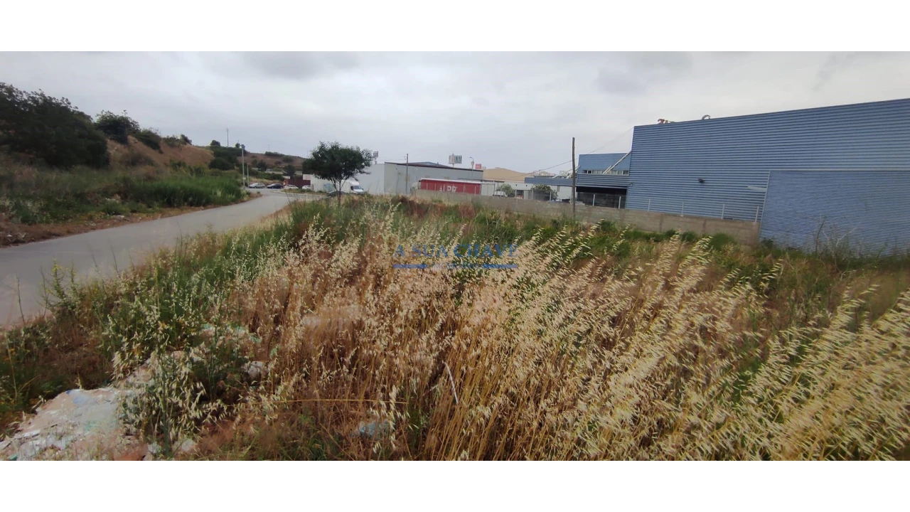 Terreno para Venda em Corroios Foto 31