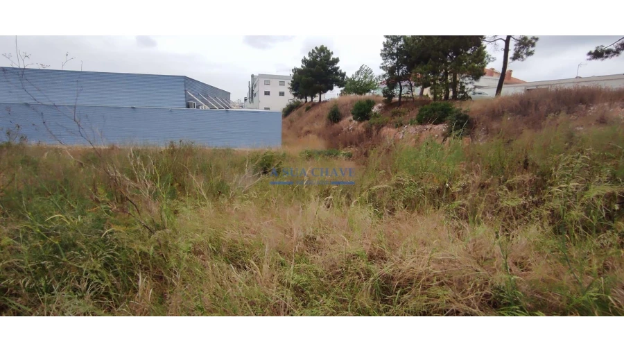 Terreno para Venda em Corroios Foto 12