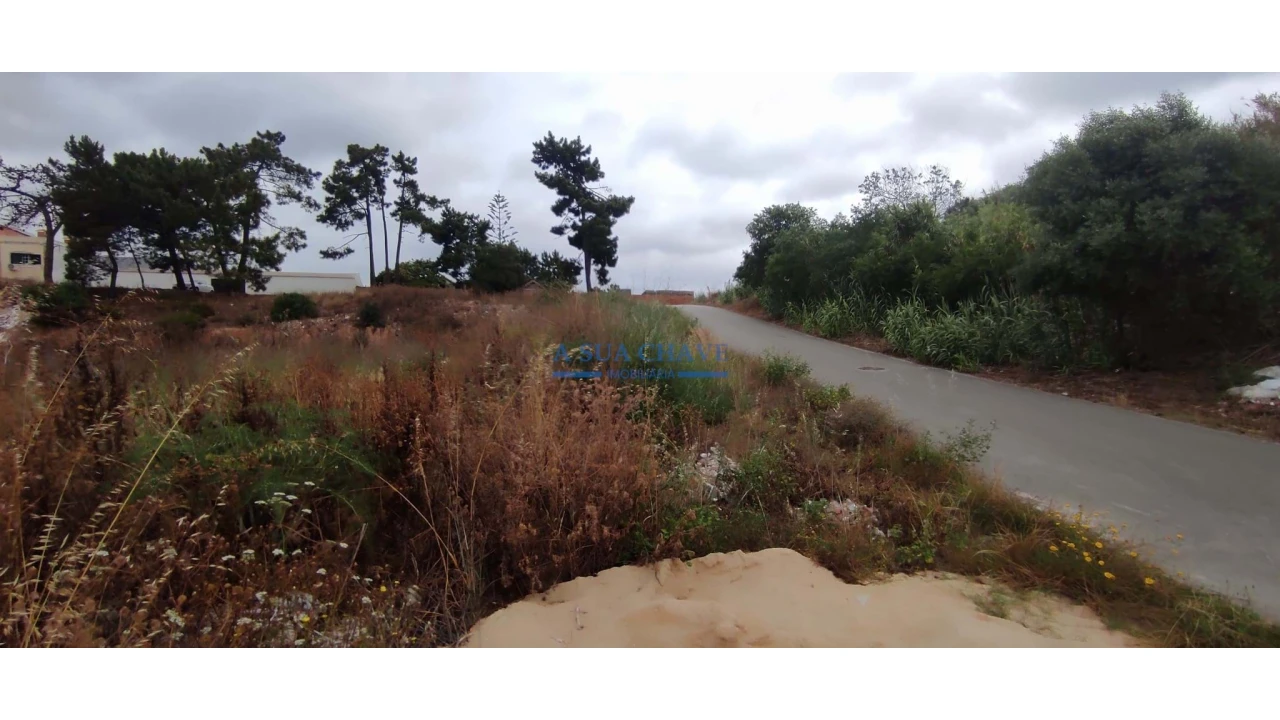 Terreno para Venda em Corroios Foto 30