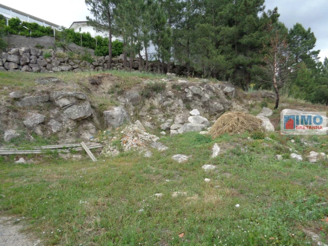 Terreno para Venda em Cantar-Galo e Vila do Carvalho Foto 3