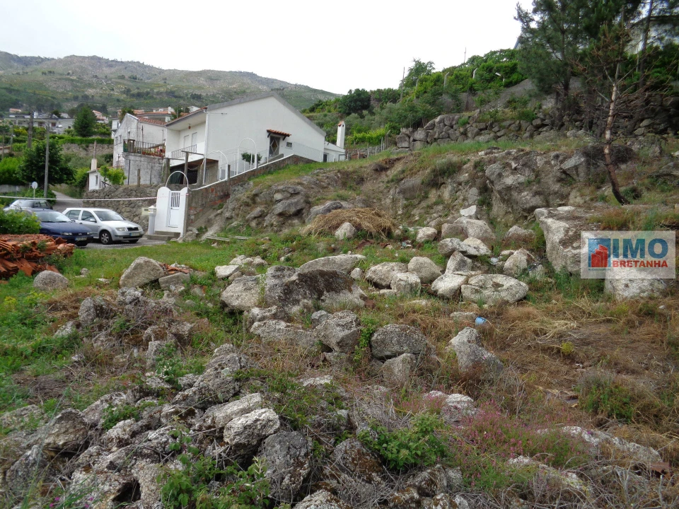 Terreno para Venda em Cantar-Galo e Vila do Carvalho Foto 4