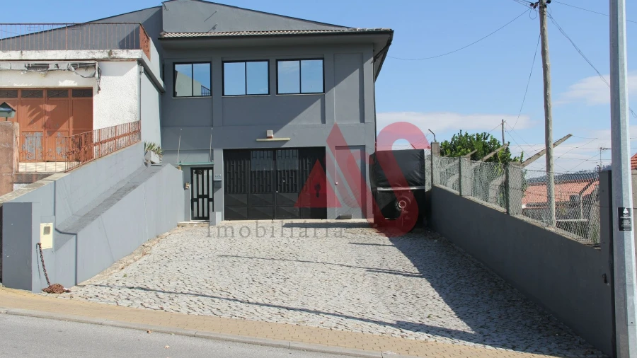 Armazém para Venda em Margaride, Várzea, Lagares, Varziela, Moure