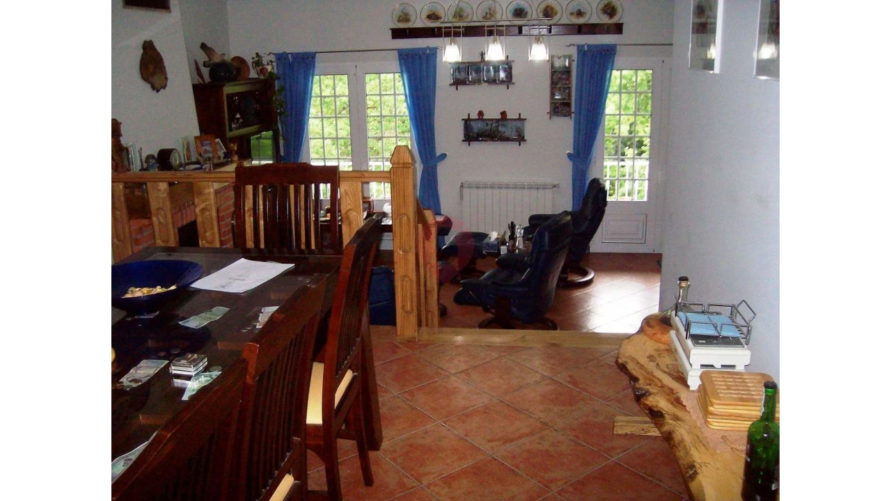 Moradia T4 para Venda em Longos Vales Foto 7