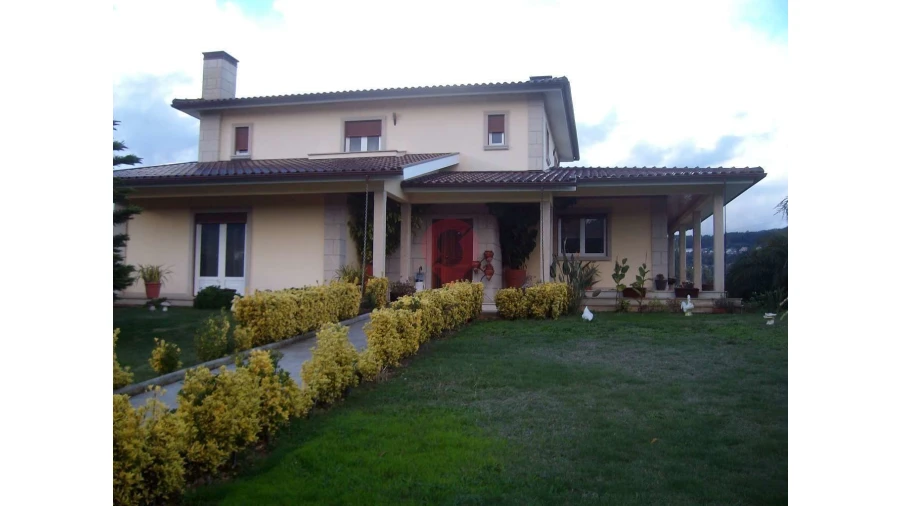 Moradia T5 para Venda em Barbeita Foto 1