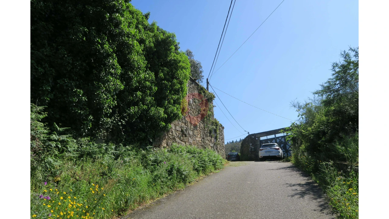 Moradia T1 para Venda em Longos Vales Foto 8