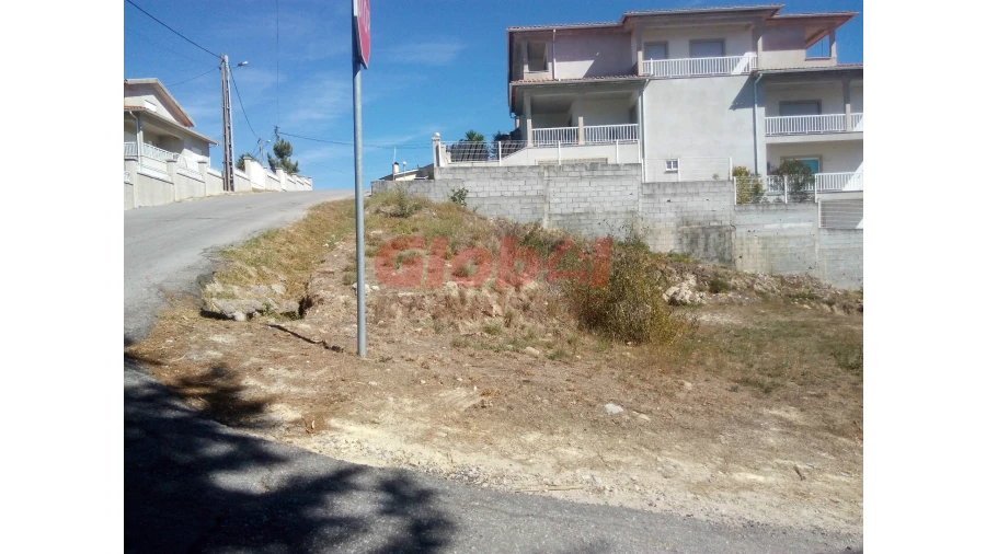 Terreno para Venda em Abraveses Foto 3