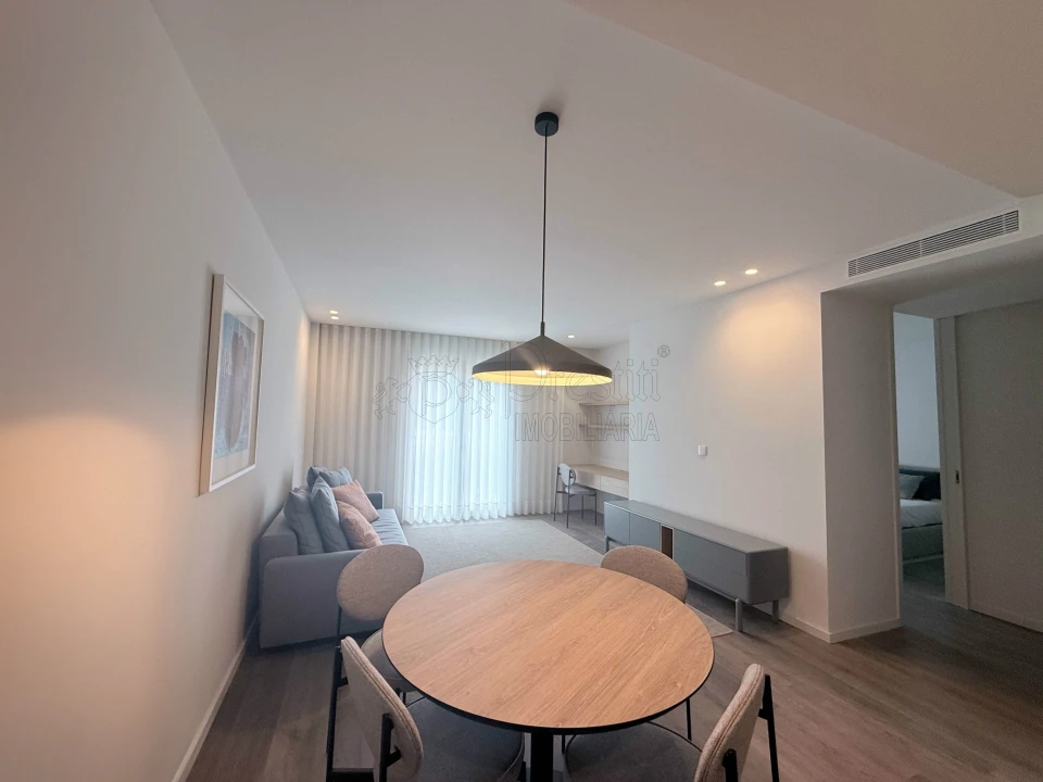 Apartamento T1 para Venda em Azurem Foto 1