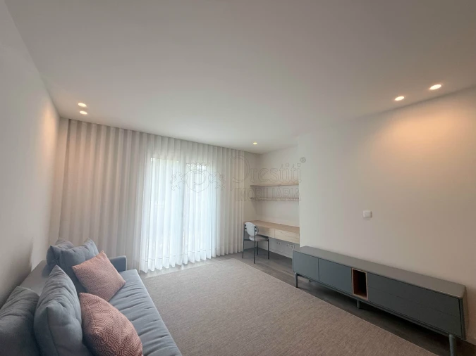 Apartamento T1 para Venda em Azurem Foto 4