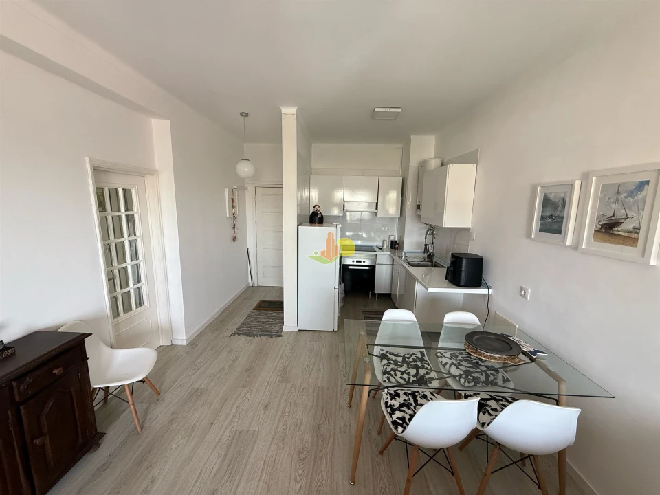 Apartamento T1 para Venda em Buarcos Foto 6