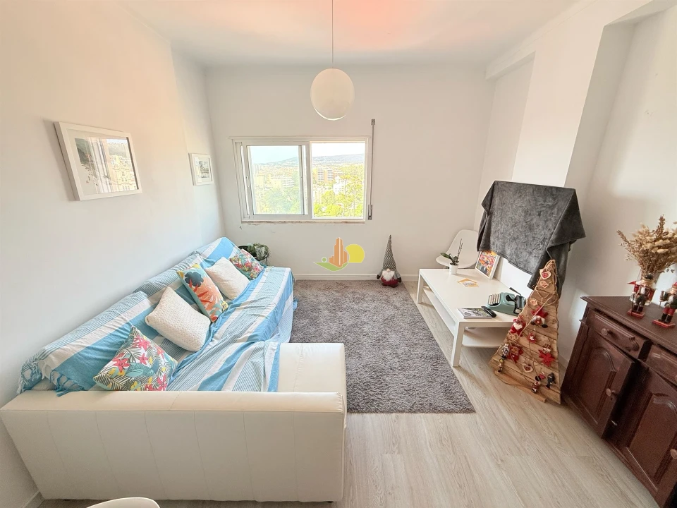 Apartamento T1 para Venda em Buarcos Foto 11