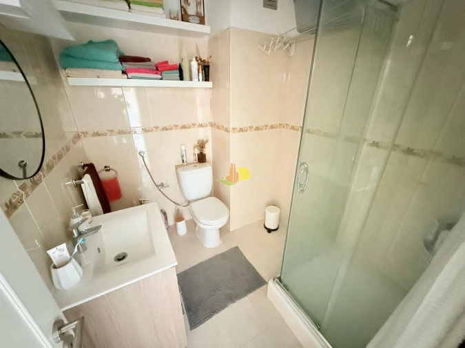 Apartamento T1 para Venda em Buarcos Foto 23