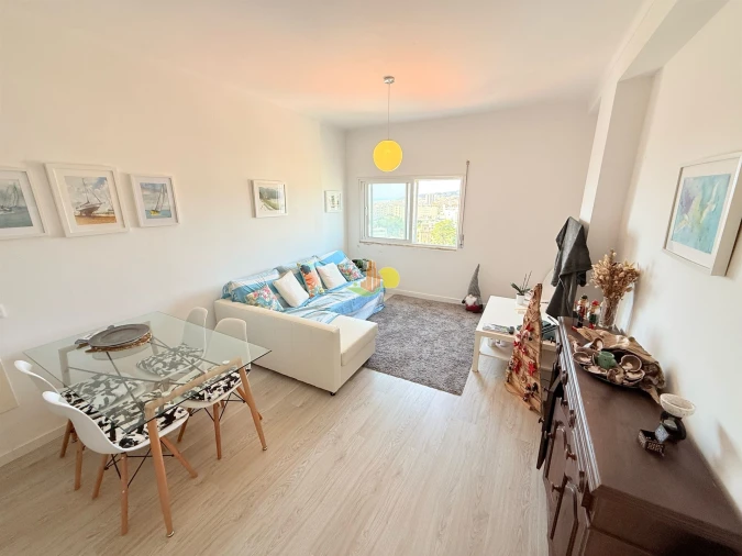 Apartamento T1 para Venda em Buarcos Foto 4