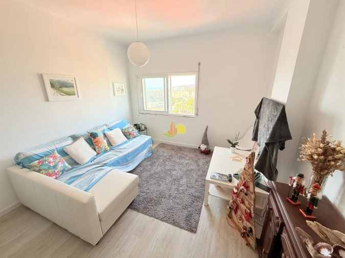 Apartamento T1 para Venda em Buarcos Foto 10