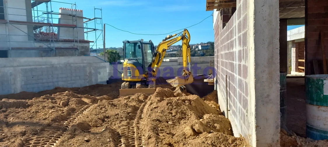 Moradia T4 para Venda em Vila de Cucujães Foto 7