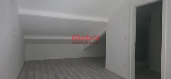 Apartamento T0 para Venda em Viseu