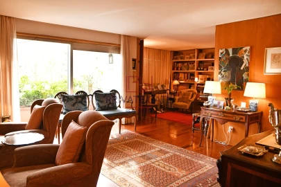 Apartamento T4 para Venda em Lordelo do Ouro e Massarelos
