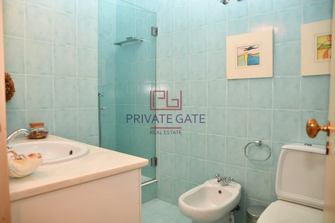 Apartamento T4 para Venda em Lordelo do Ouro e Massarelos Foto 22