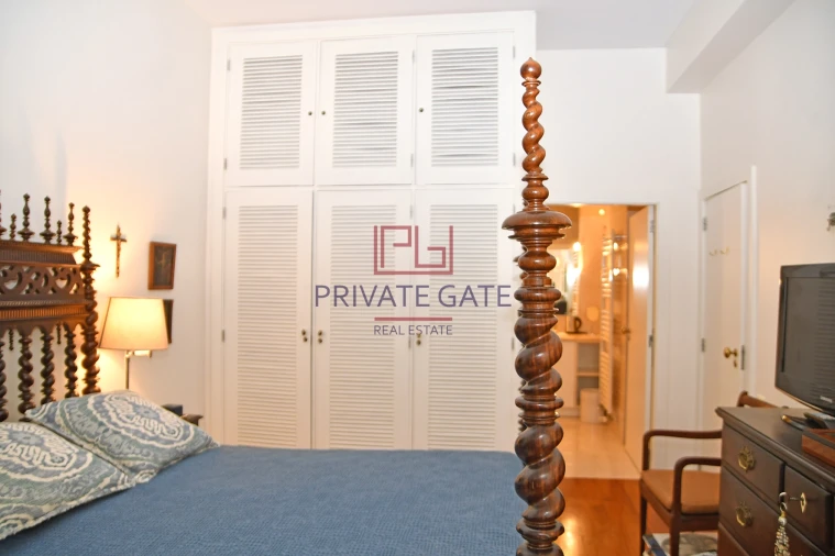 Apartamento T4 para Venda em Lordelo do Ouro e Massarelos Foto 19