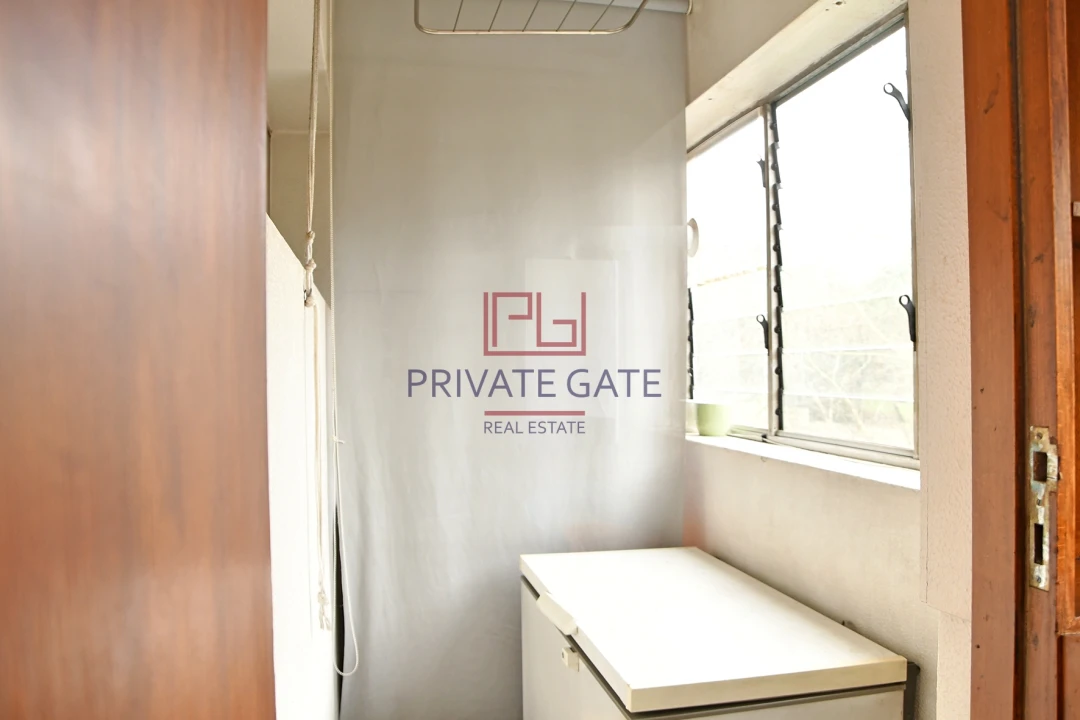 Apartamento T4 para Venda em Lordelo do Ouro e Massarelos Foto 14