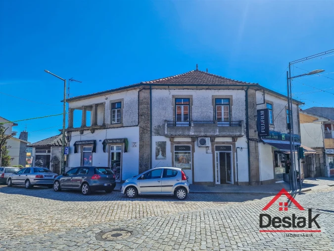 Moradia T7 para Venda em Moimenta da Beira