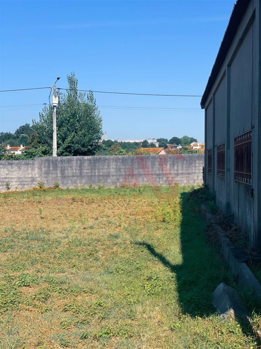 Armazém para Venda em Lordelo Foto 26