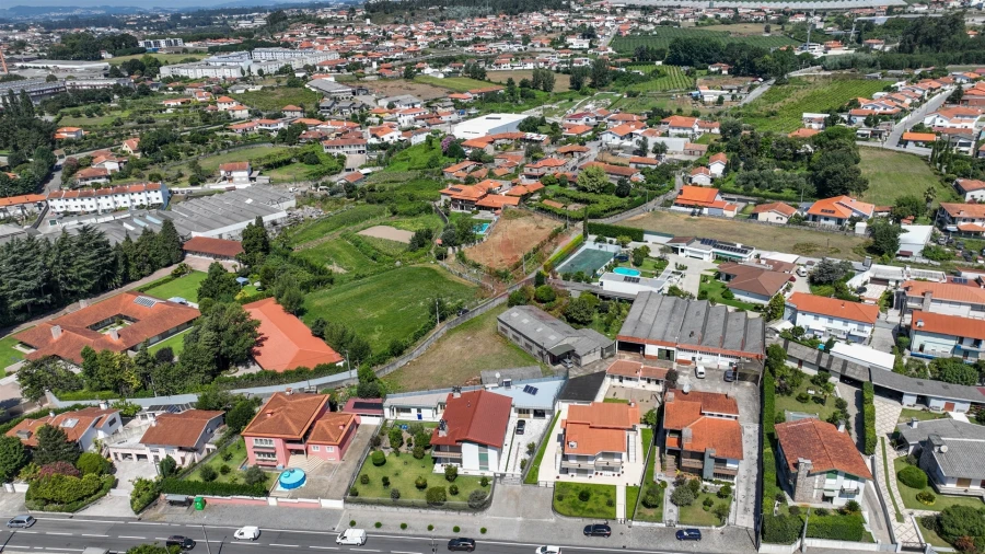 Armazém para Venda em Lordelo Foto 7