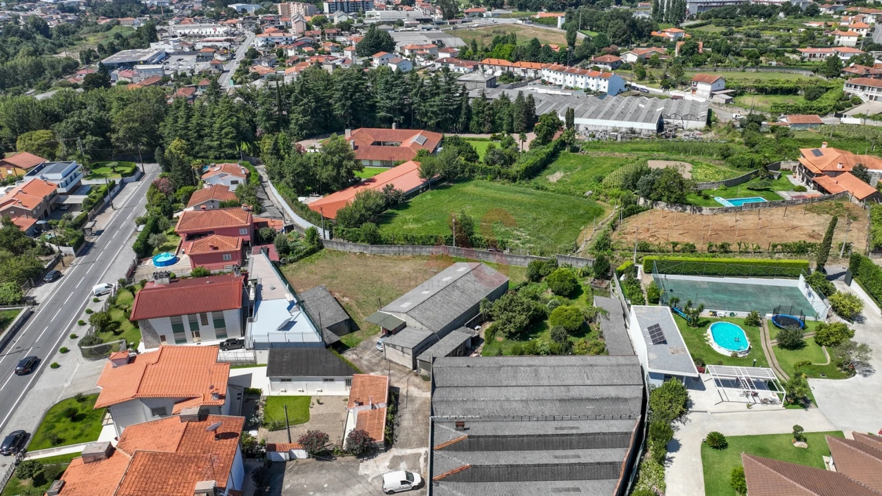 Armazém para Venda em Lordelo Foto 31