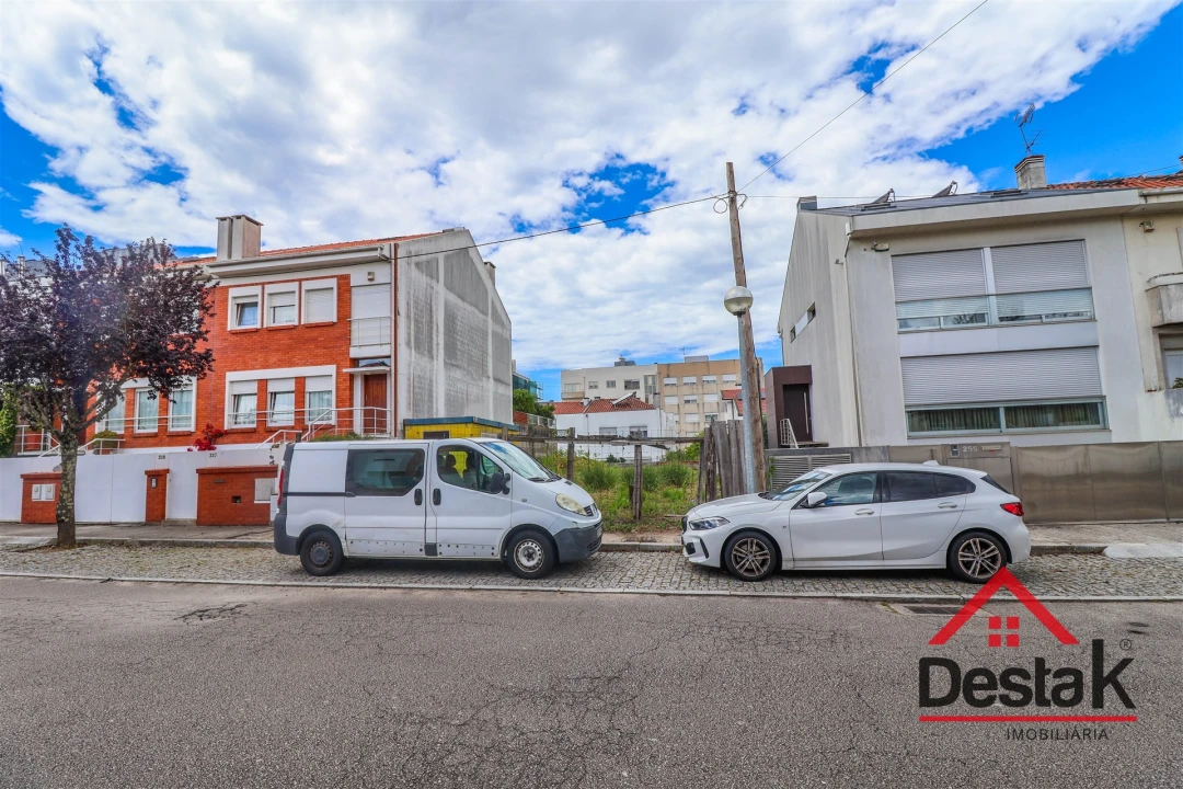Terreno para Venda em Custóias, Leça do Balio e Guifões Foto 5