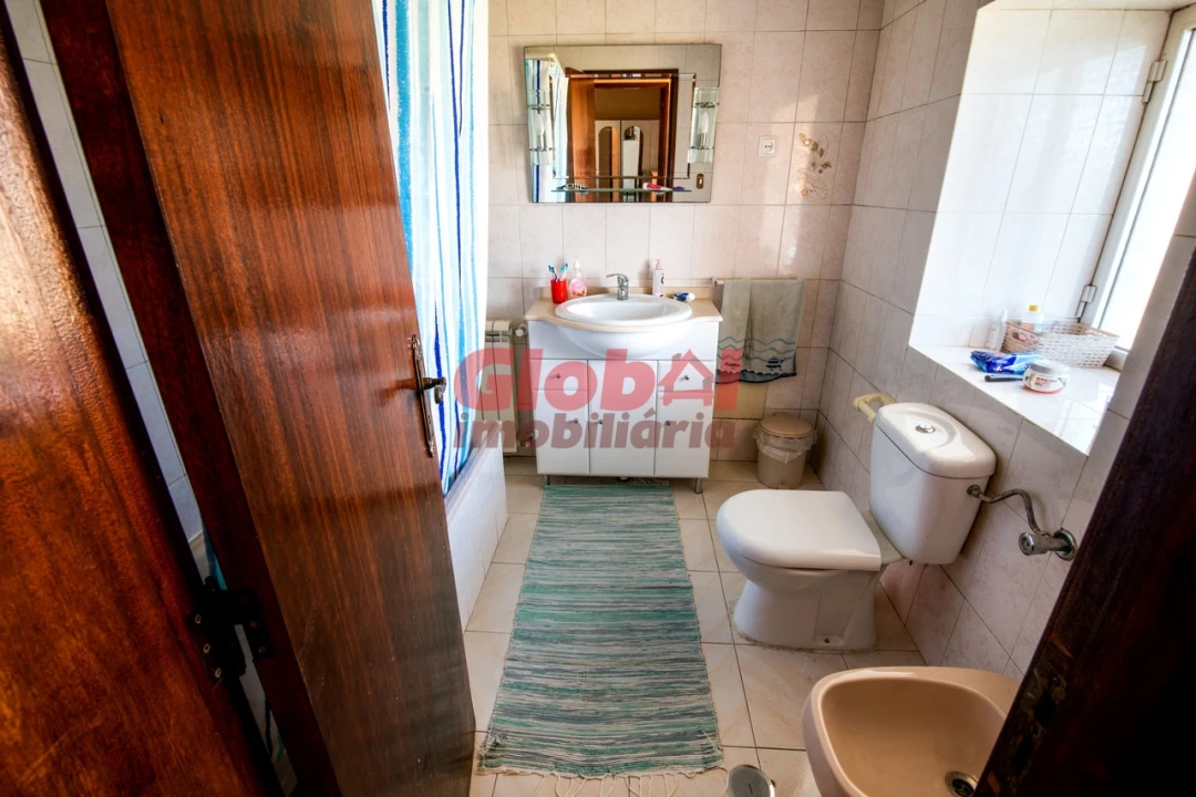 Moradia T5 para Venda em São Cipriano e Vil de Souto Foto 20