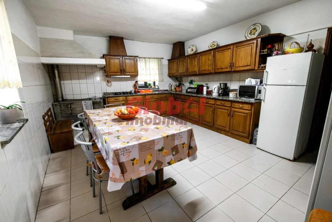 Moradia T5 para Venda em São Cipriano e Vil de Souto Foto 9