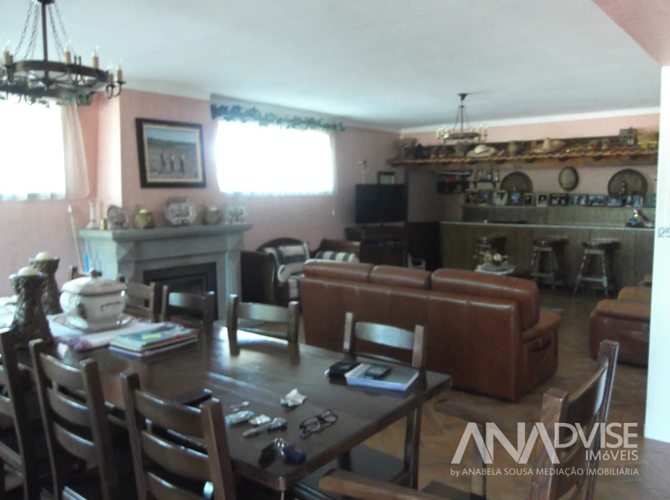 Quinta T6 para Venda em Fornos de Maceira Dão Foto 15