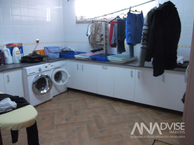 Quinta T6 para Venda em Fornos de Maceira Dão Foto 21