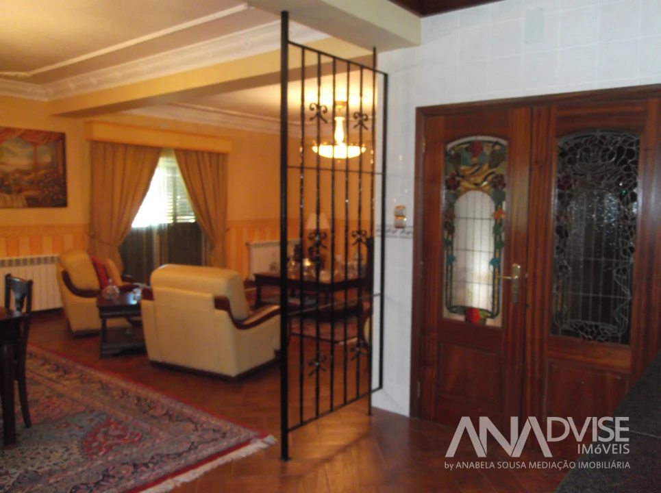 Quinta T6 para Venda em Fornos de Maceira Dão Foto 24