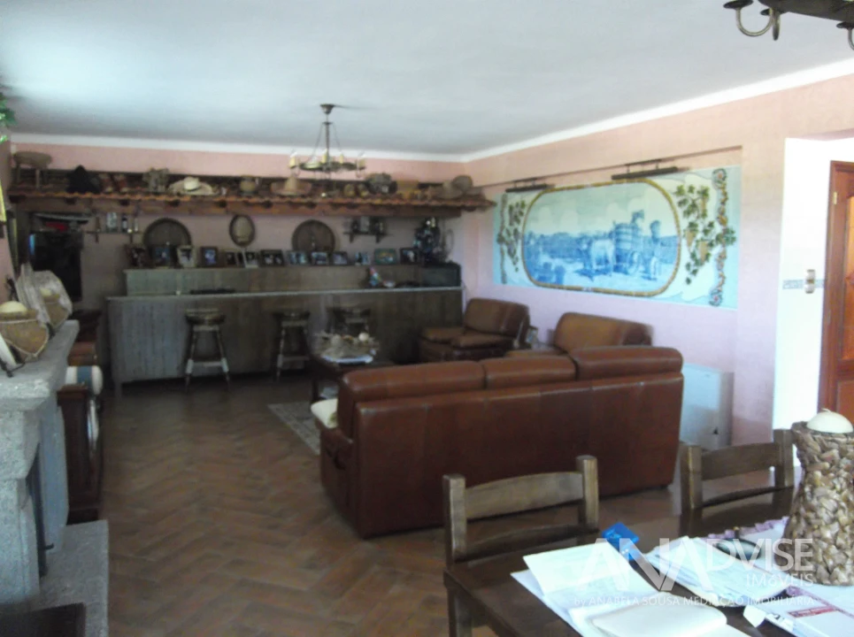 Quinta T6 para Venda em Fornos de Maceira Dão Foto 16