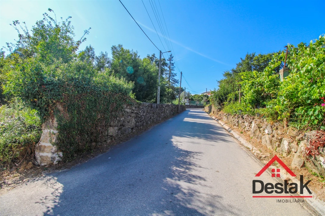 Terreno para Venda em Serrazes Foto 9