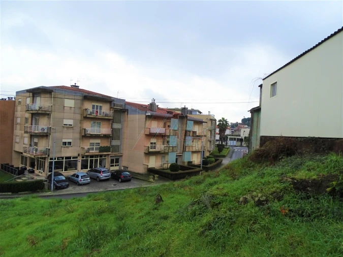 Terreno para Venda em Fafe Foto 9