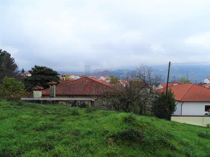 Terreno para Venda em Fafe Foto 8
