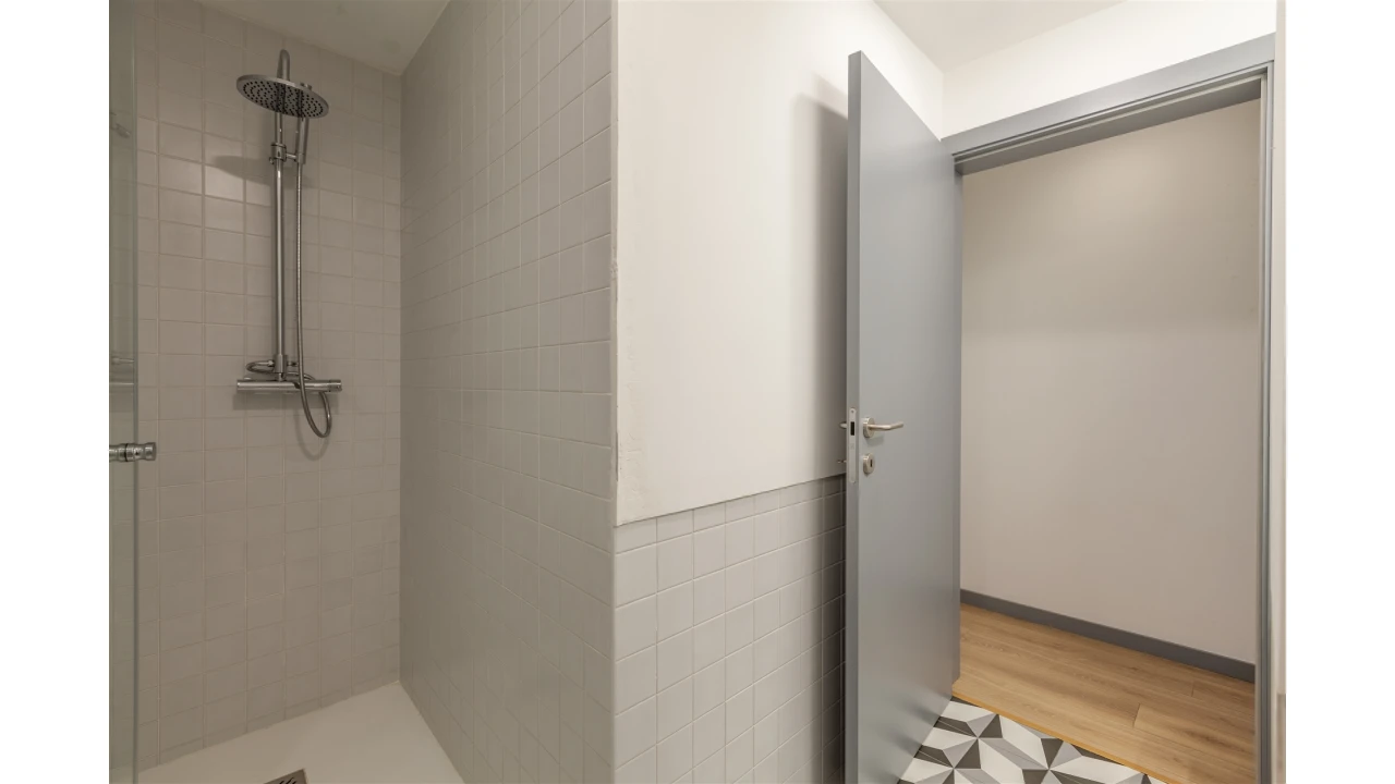 Apartamento T1 para Arrendamento férias em Braga (São José de São Lázaro e São João do Souto) Foto 12