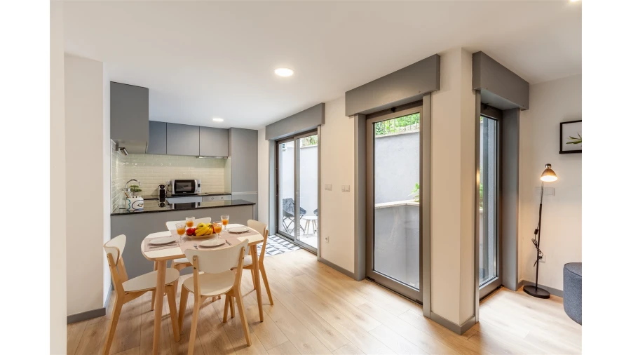 Apartamento T1 para Arrendamento férias em Braga (São José de São Lázaro e São João do Souto) Foto 17