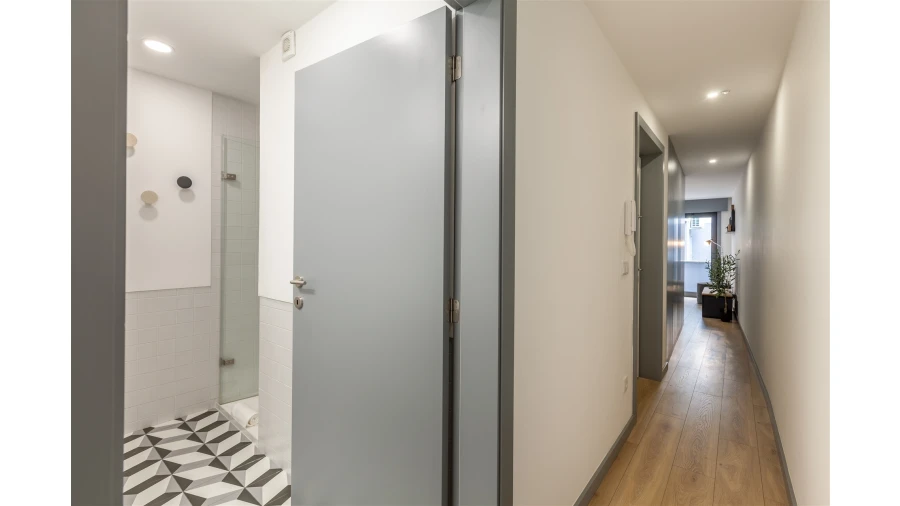 Apartamento T1 para Arrendamento férias em Braga (São José de São Lázaro e São João do Souto) Foto 14