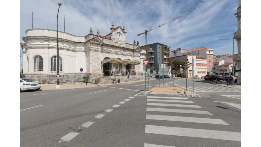 Negócio para Venda em Sé Nova, Santa Cruz, Almedina e São Bartolomeu Foto 28