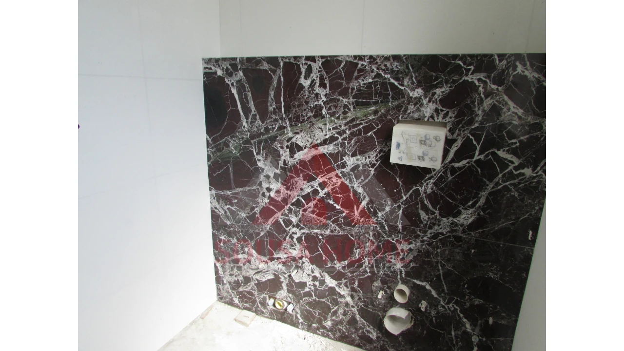 Moradia T4 para Venda em Juncal Foto 16