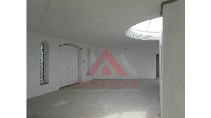 Moradia T4 para Venda em Juncal Foto 10